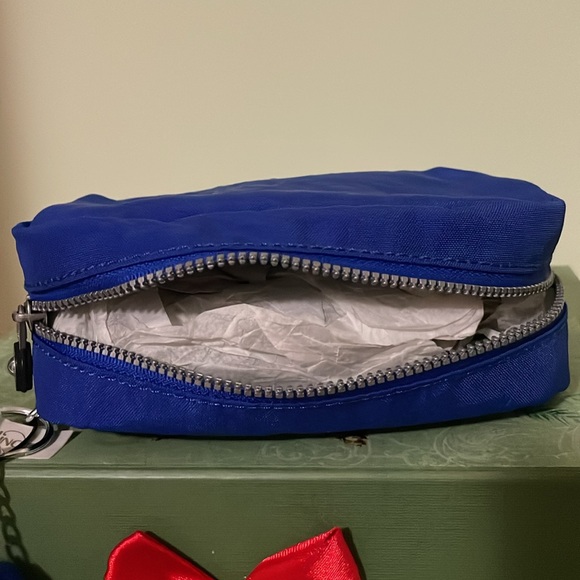 Kipling Pouch - Picture 8 of 13